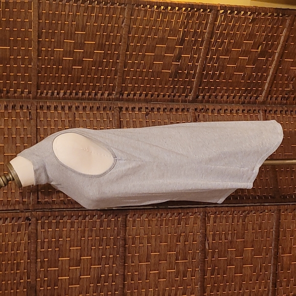 Long Grey Aerie Tank Top - Picture 2 of 4